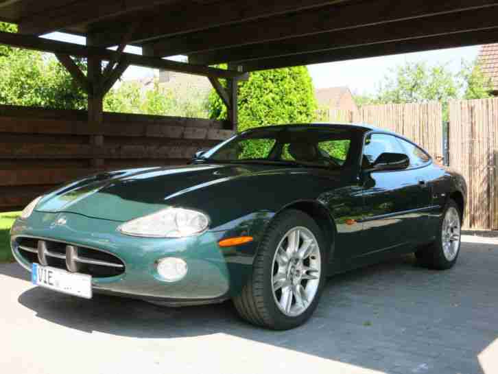 ***Jaguar XK8 Coupe, racing-green, Scheckheft Lückenlos, Ausnahmezustand***