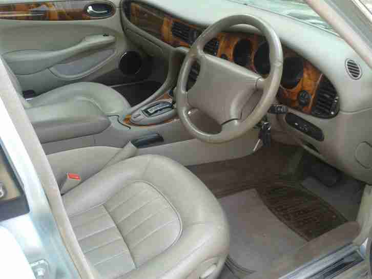 Jaguar Xj8 x308