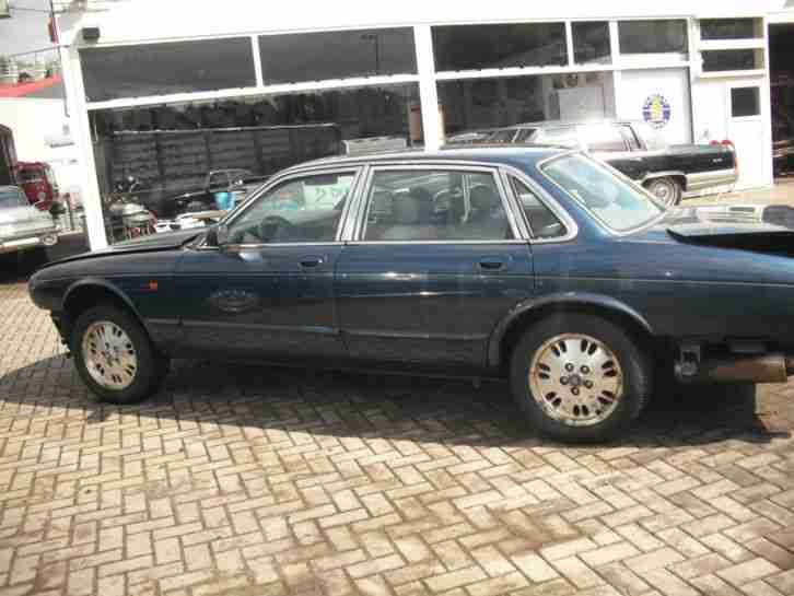 Jaguar x 300 4,0L LINKSLENKER mit deutschem Brief
