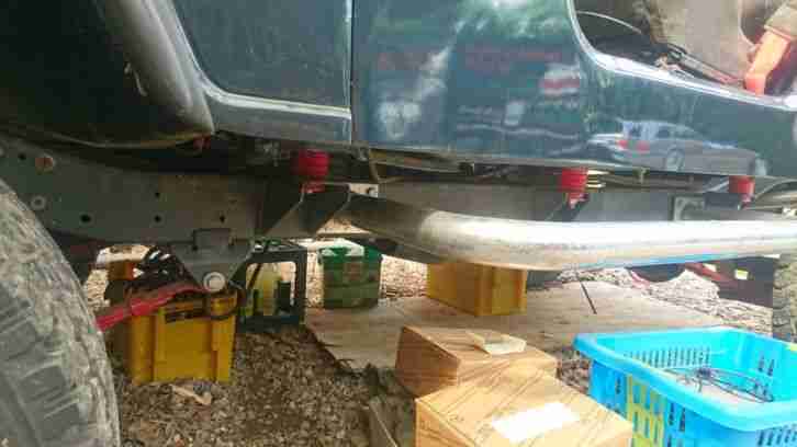 Jeep CJ7 mit kompl. GFK-Karosserie,Turbodiesel Restarbeiten erforderlich