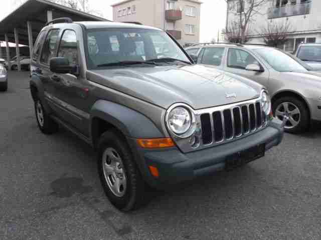 Jeep Cherokee 2.4 Sport Facelift