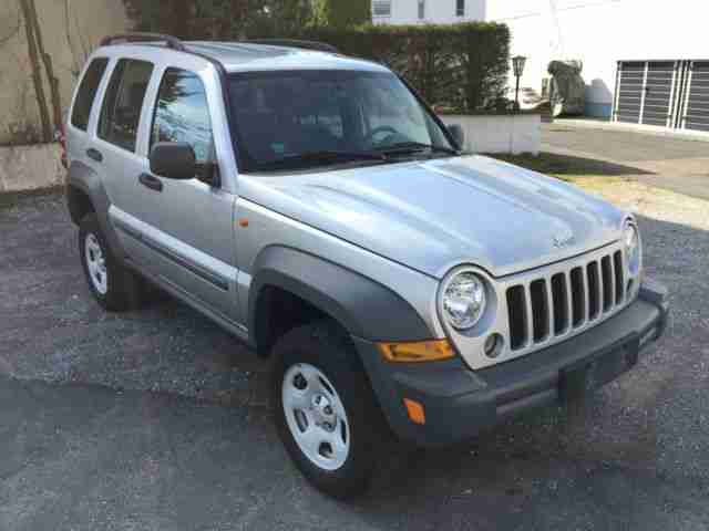 Jeep Cherokee 2.8 CRD