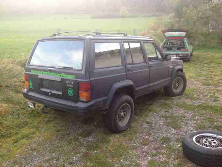 ***Jeep Cherokee XJ 4.0 HO Bastlerauto***