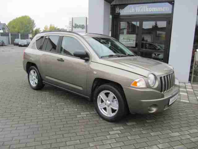 Jeep Compass 2.4 Sport , Klima, 4x4, LM Felgen,1.Hand