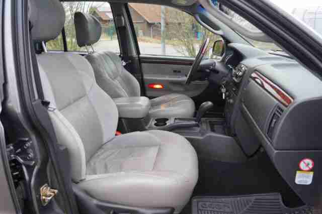 Jeep Grand Cherokee 4.7 Overland LEDER*1-HAND*ALU*AHK