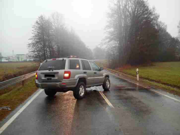 Jeep Grand Cherokee Laredo, 3,1 TD Unfallfahrzeug