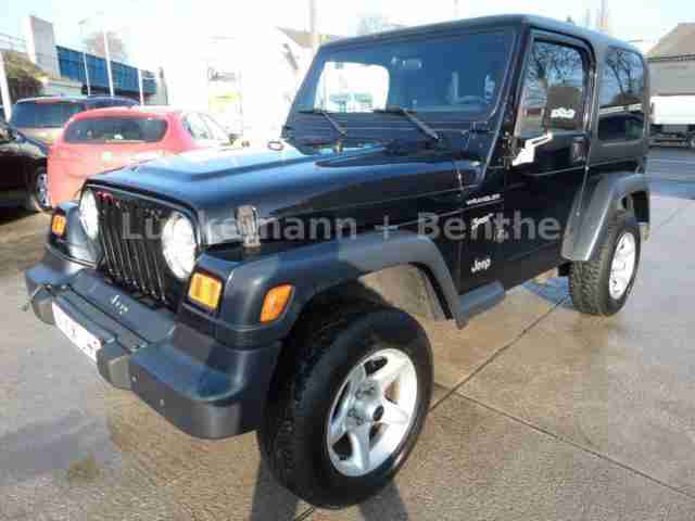 Jeep Wrangler 2.5 Sport