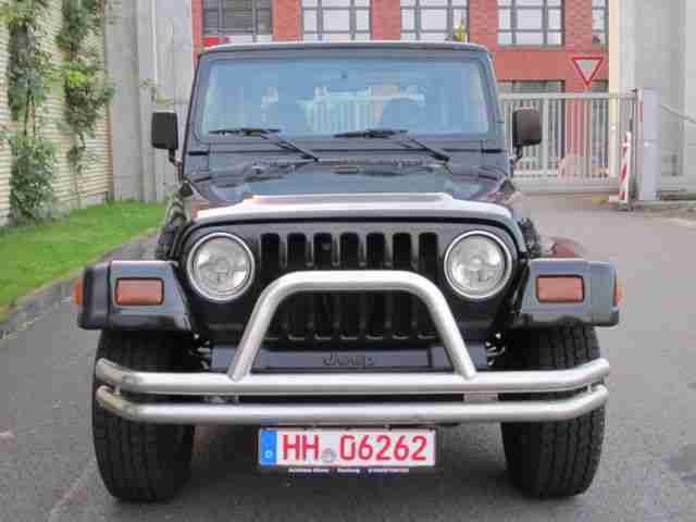 Jeep Wrangler 4.0 "2.HAND" TÜV NEU