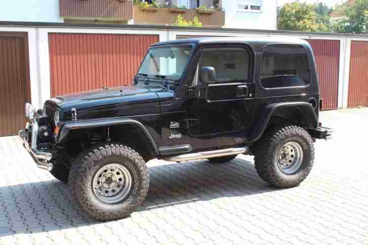 Jeep Wrangler 4.0 "SAHARA"
