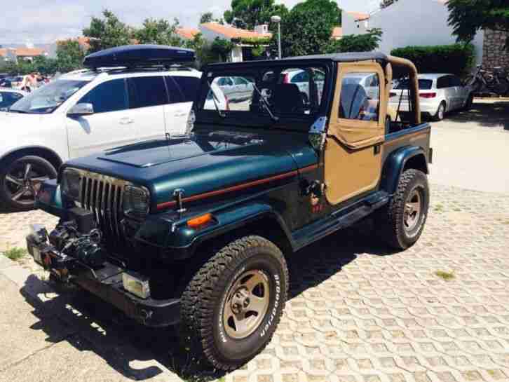 Jeep Wrangler 4,0 Sahara Edition Oldtimer Bj 1993 4•4 Blickfang Hardtop