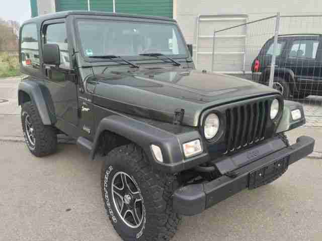 Jeep Wrangler 4.0 Sport*HÖHER+BREITER*AHK*TÜV*