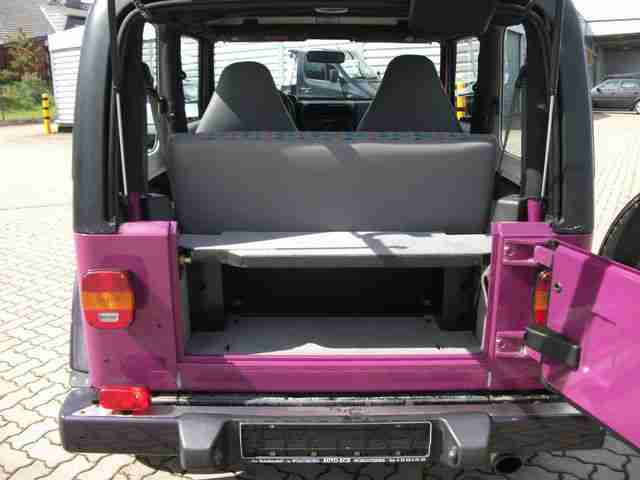 Jeep Wrangler 4,0 Sport Twister - original 35.800 KM