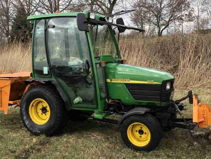 John Deere Komunaltraktor 4115 Mit Winterdienstausrüstung