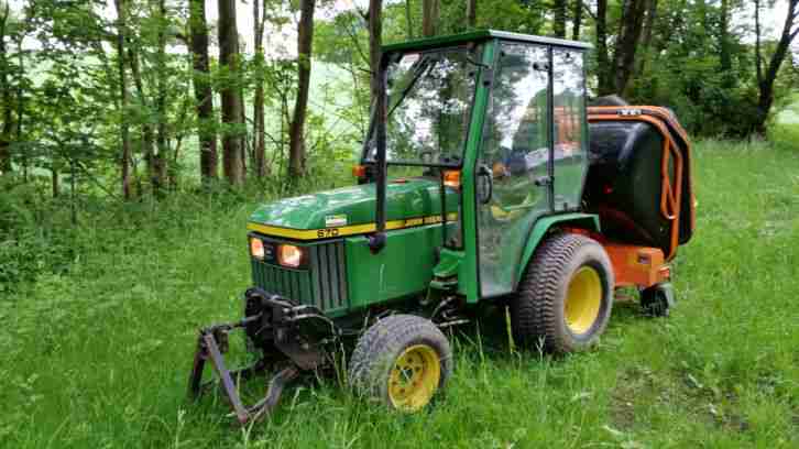 John deere 670 allrad rasentraktor Traktor