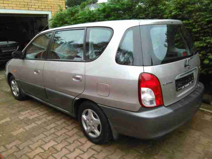 KIA CARENS gepflegt, Bj. 2001 Km 126300 HU 8 14
