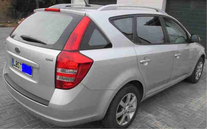 KIA CRDI Kombi Ceed SW 102180 km m. neuen Motor Sport Wagon EX 1,6 ccm 116 PS