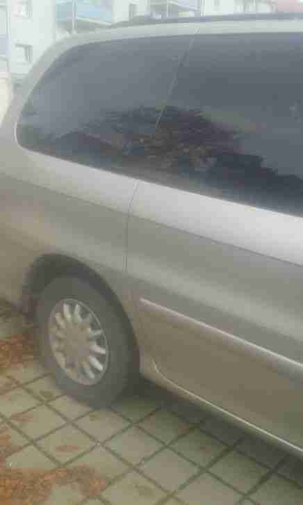 KIA Carnival 2,9 TD