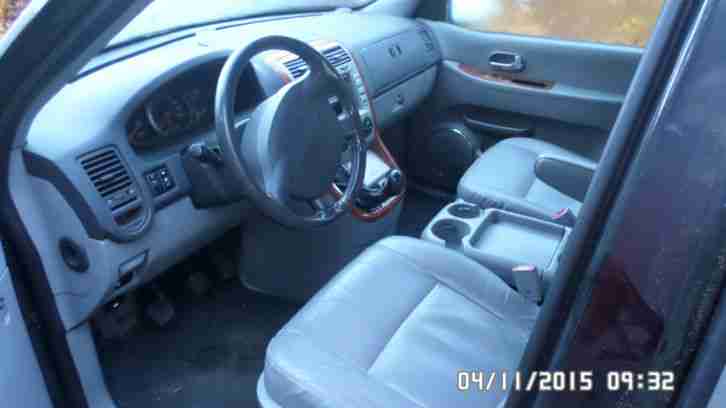 KIA Carnival 2 mit 87800 km TÜV+HU NEU 2,5 V6 (150 PS)genau lesen.