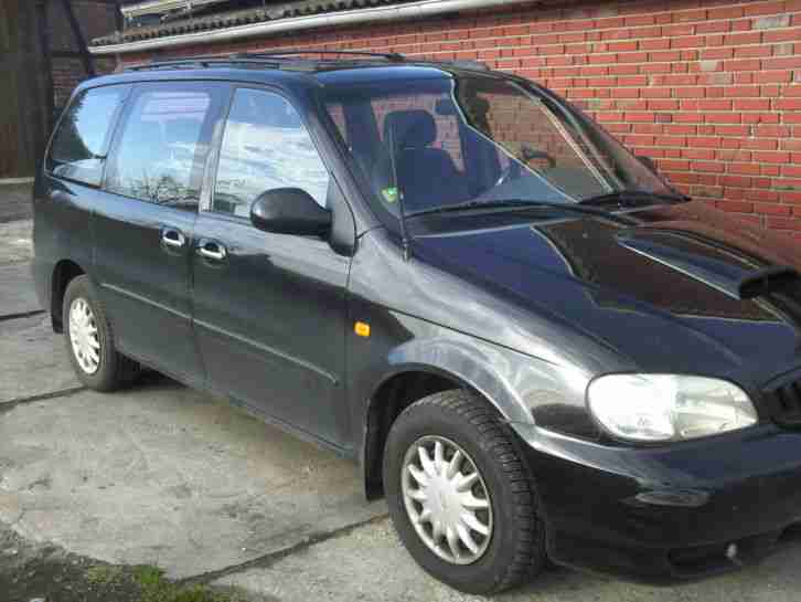 KIA Carnival UP 1. Hand