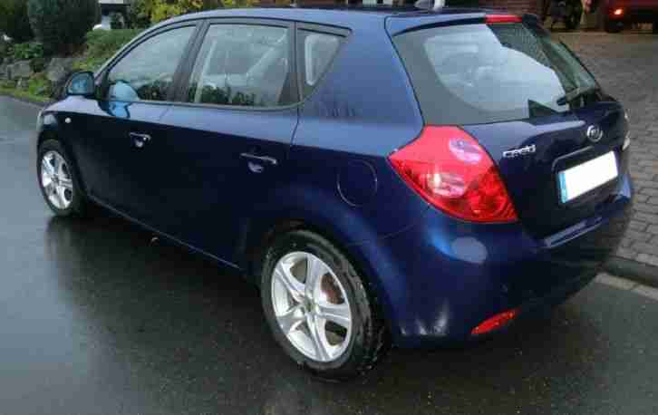 KIA Ceed 1,6 CRDI, Scheckheft gepflegt aus 1ter Hand