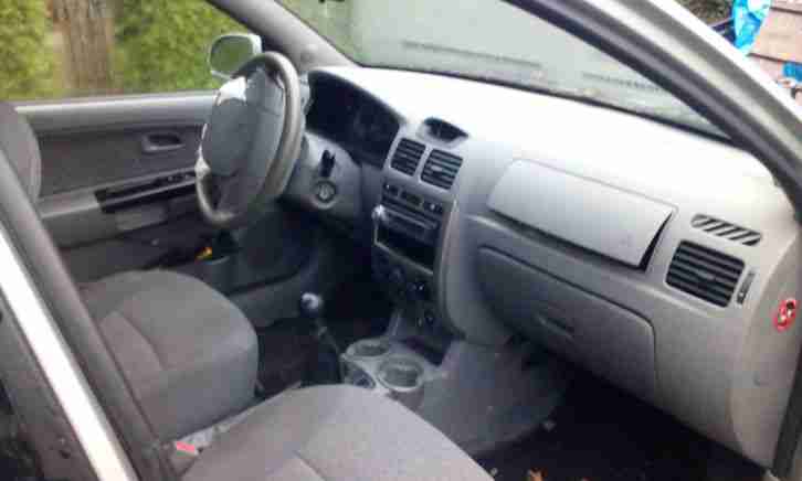 KIA RIO Kombi (DC) 1.5 16V UNFALLWAGEN