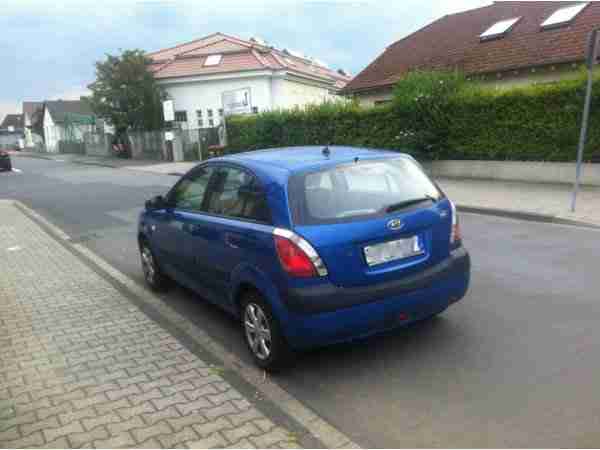 KIA RIO sehr gepflegt einwandfrei TÜV 11/2015 121.000km TOP TOP