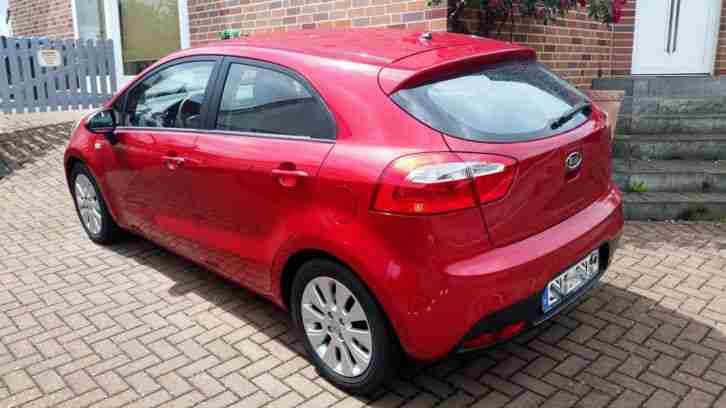 KIA Rio, Signalrot-Matallic, Edition 7, Benzin, 63 kW, 1248 cm³