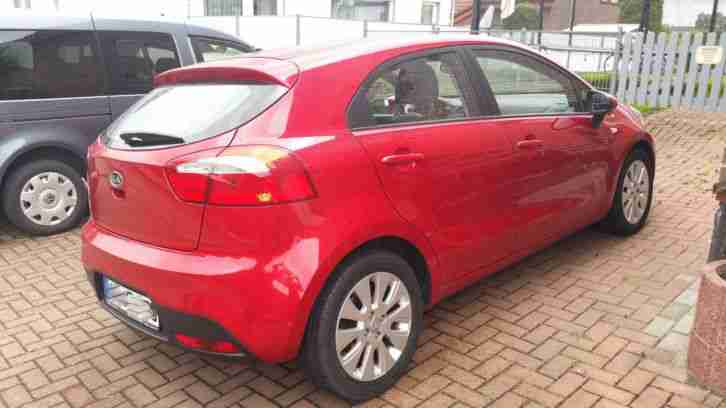 KIA Rio, Signalrot-Matallic, Edition 7, Benzin, 63 kW, 1248 cm³