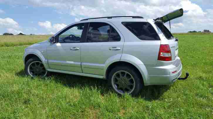 KIA Sorento, orig. BRABUS Optikpaket, 81500 km, AHK, Klima, TÜV bis April 2021,