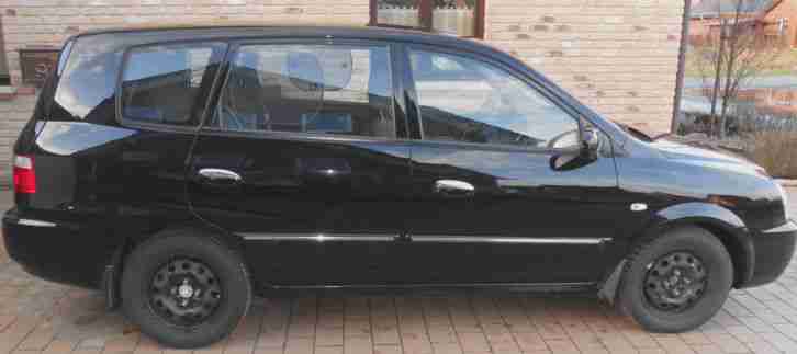 Kia Carens CRDI EX schwarz, 8 fach Bereift. 12/2005
