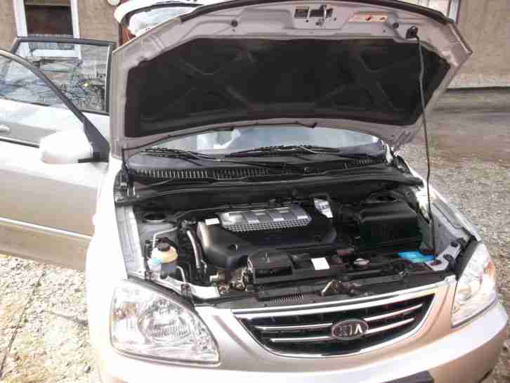 Kia Carens CVVT EX 2,0 Van 138000 Km