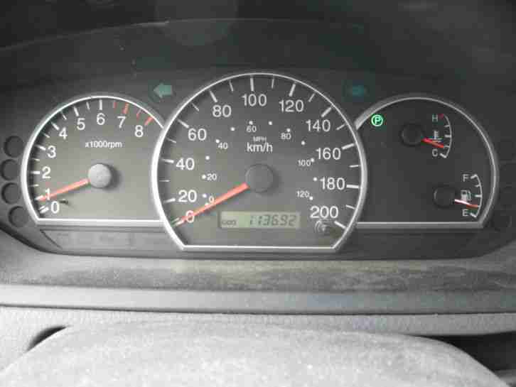 Kia Carens II EX, 1.8, 126PS, Automatik, PDC, Klima......