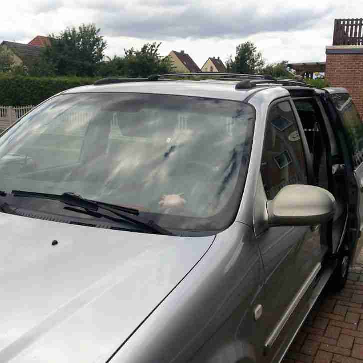 Kia Carniavl CRDi EX 2.9