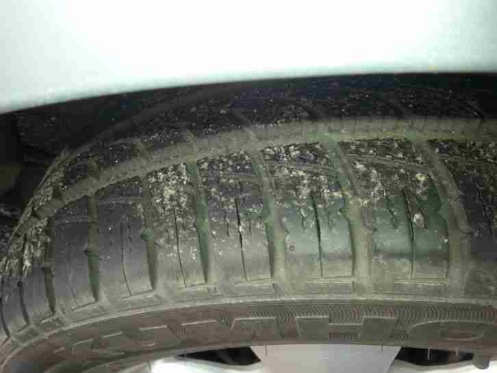 Kia Carnival 2,5 V6 Bastler oder Spender Auto 67760KM