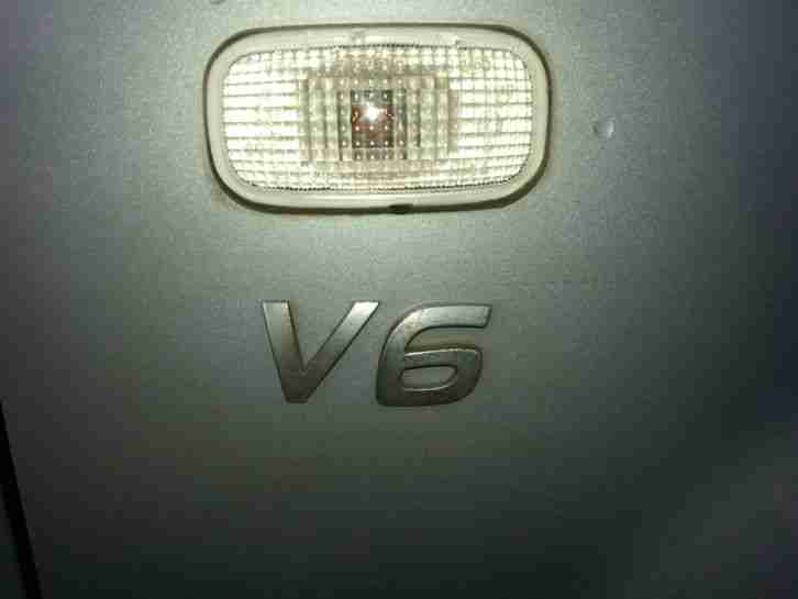 Kia Carnival 2,5 V6 Bastler oder Spender Auto 67760KM