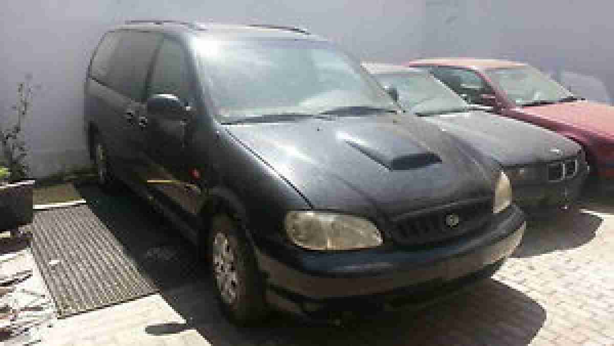 Kia Carnival