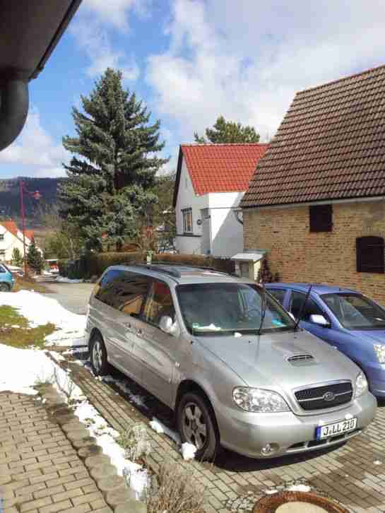 Kia Carnival CRDi EX Automatik Turbodiesel EZ 08/2005 neue Allwetterreifen