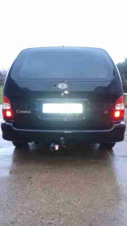 Kia Carnival up LPG Autogas 7 Sitzer TÜV AHK Auto