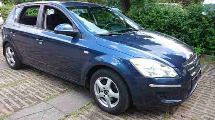 Kia Ceed,Top Zustand, Klima,TÜV 04.2018