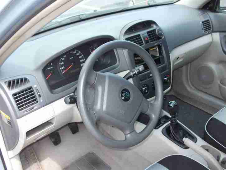 Kia Cerato 1.5 CRDi LX Bj.06..2006 Klima TÜV /AU 06.2015