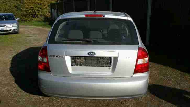 Kia Cerato Personenkraftwagen