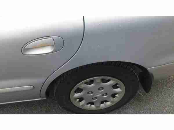 Kia Clarus 2,0 L GLX mit Tüv, Fahrbereit, Ledersitze, AHK, 133 PS,16 V G Kat
