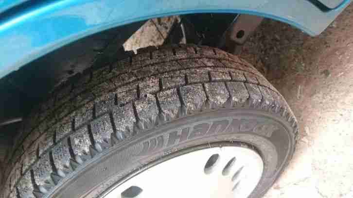 Kia Pride GLXi anmelden und losfahren