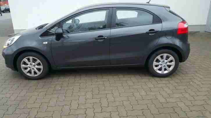 Kia Rio 25600 km Artikelbeschreibung lesen nur 3 Tage im Angbeot