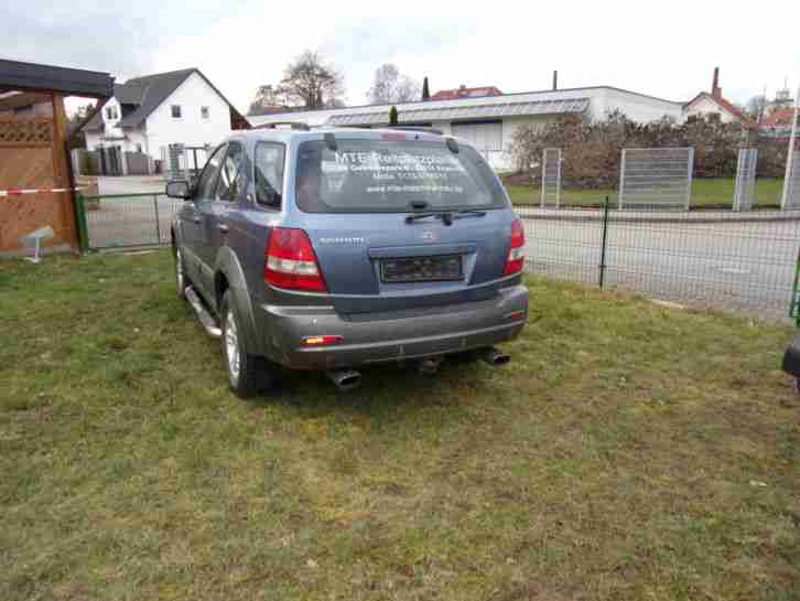 Kia Sorento Teileträger Brandschaden