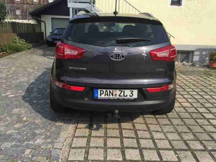 Kia Sportage 2.0 CRDi 4WD Automatik Spirit AHK PANORAMA MWST