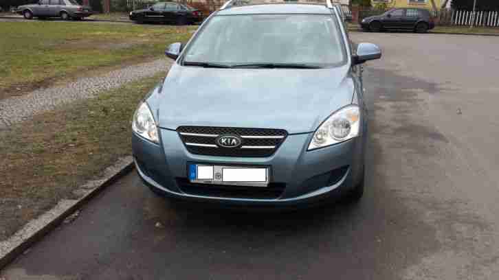 Kia cee'd 1.4 CVVT Sportswagon / 2. Hand / Nichtraucher / Scheckheft gepflegt