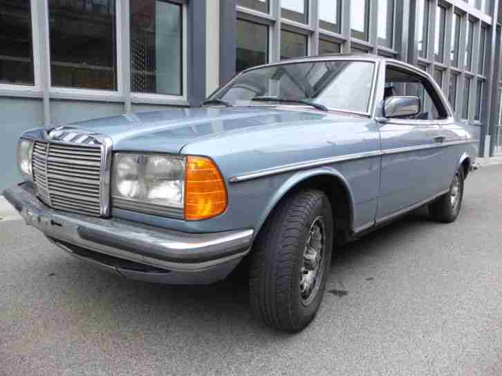 Klassiker 280CE org. 98.000KM el.Schiebedach, innen wie neu,neuer Tüv, in Berlin