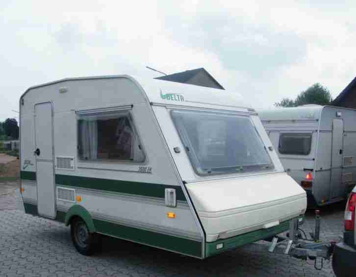 Kleiner Reisewohnwagen DELTA 3500 EK, EZ: 1995, mit festen WC. Leichtgewicht