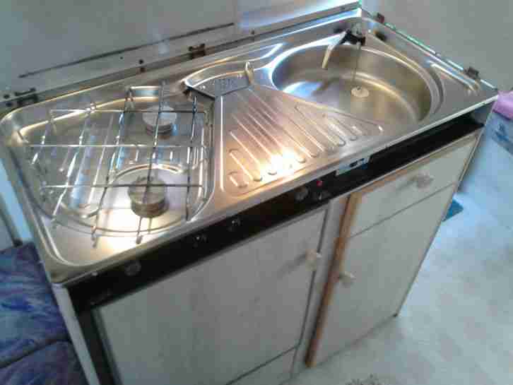 Knaus Country 395 mit Vorzelt & Sonnensegel